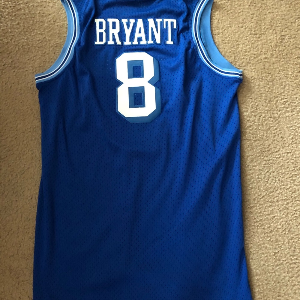 Shirts - Picture 6 of 9